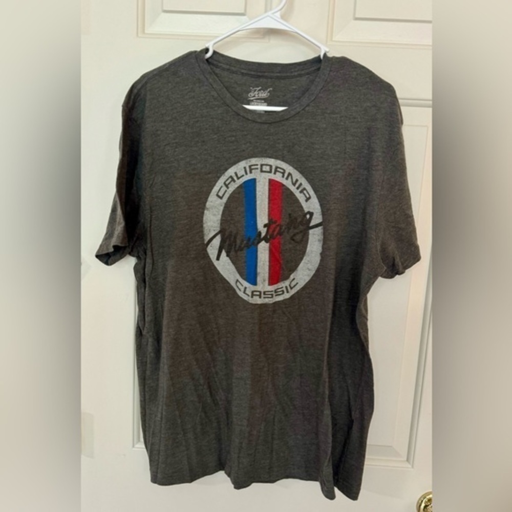 Official Vintage Ford Mustang California Classic Tee